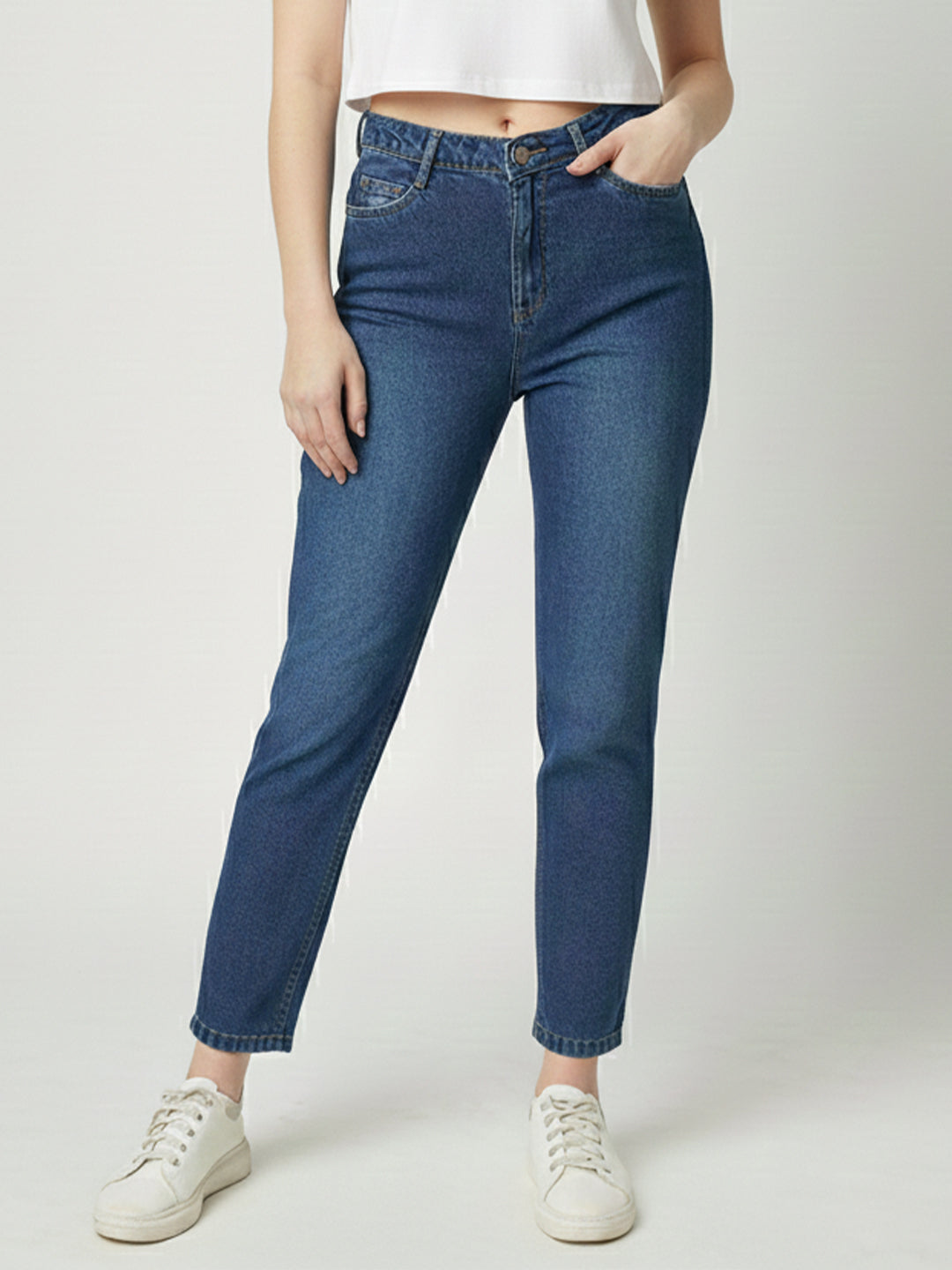 Women High-Rise Slim Straight Fit Jeans
