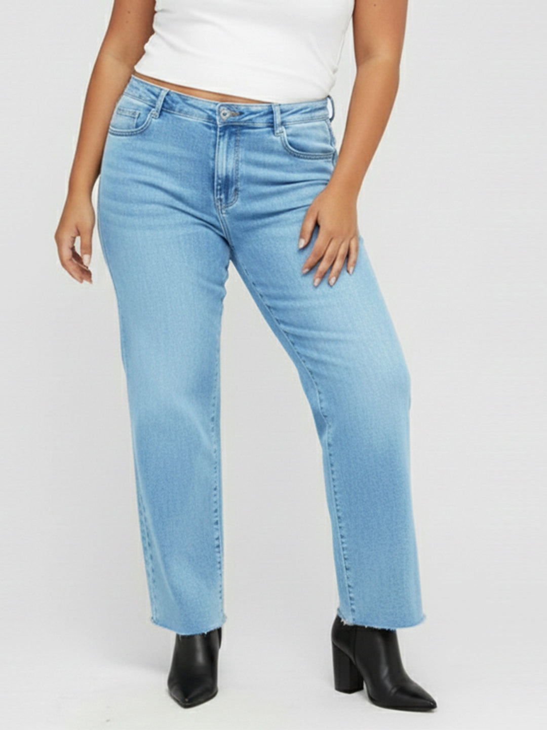 Kraus Kurve Women Blue Crop Flare Jeans
