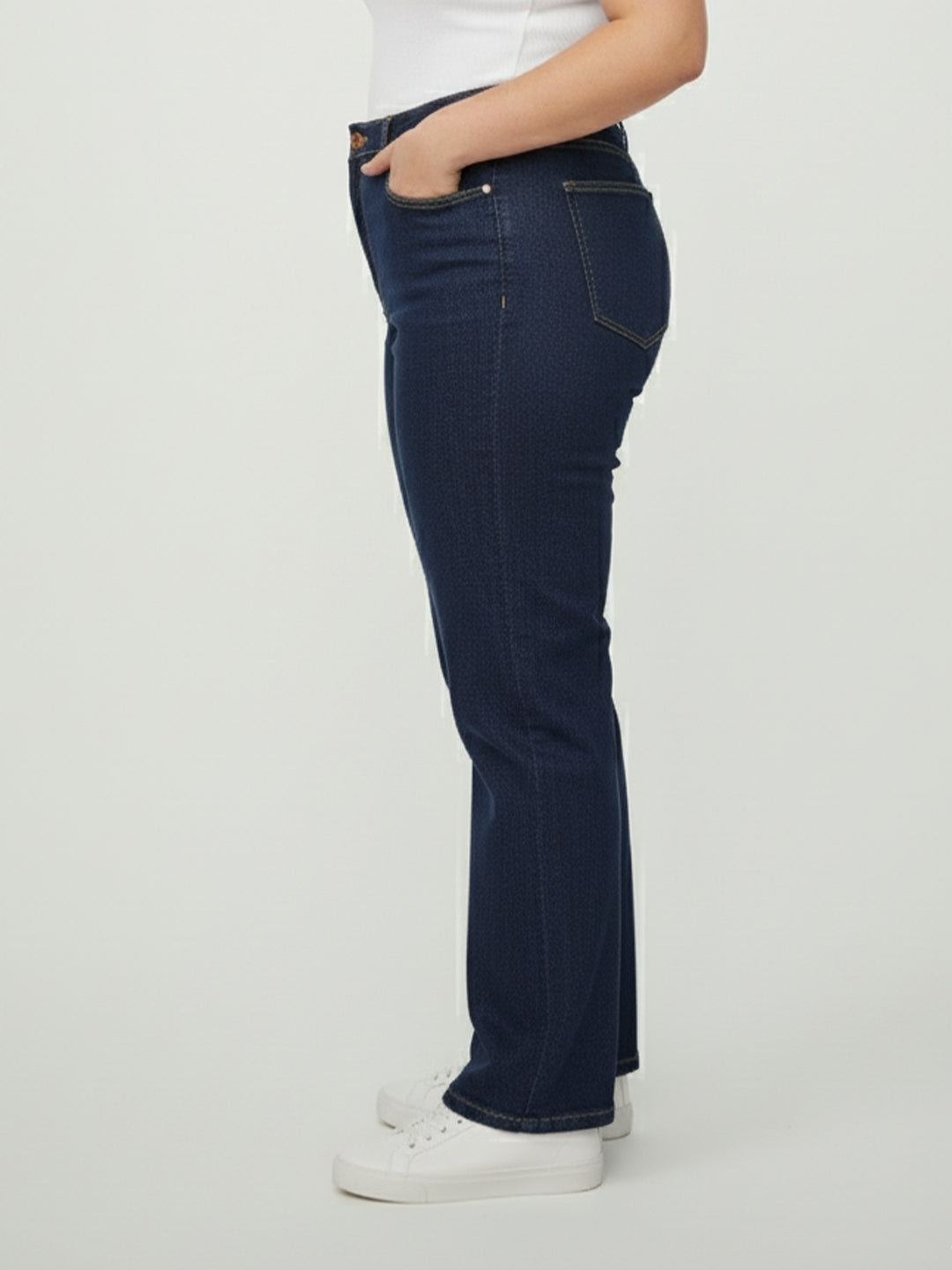 Kraus Kurve Women Blue High-Rise Slim Straight Jeans