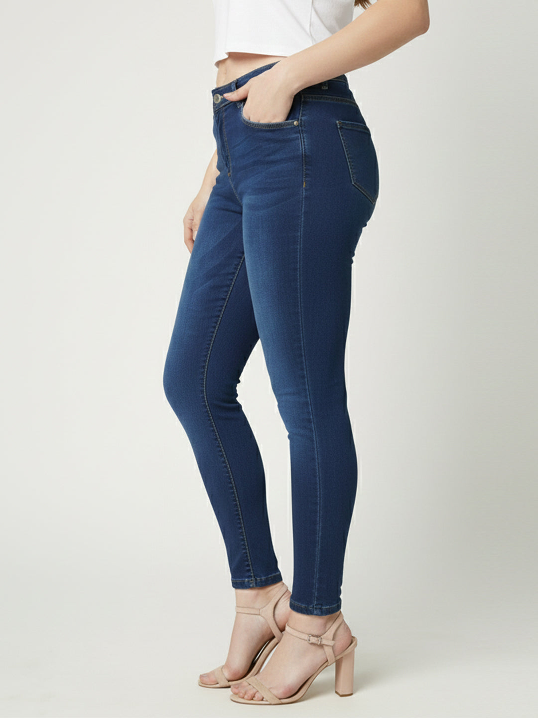 Women Mid-Rise Skinny Jeans