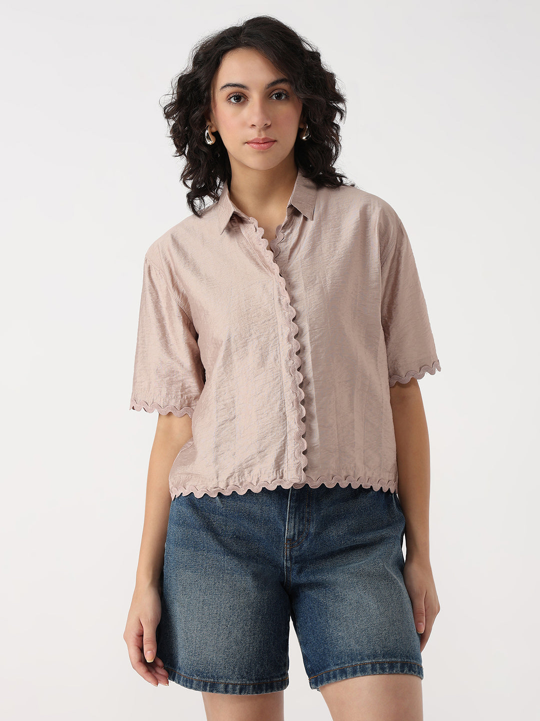 Women Gray Daze Slim Crop Shirt