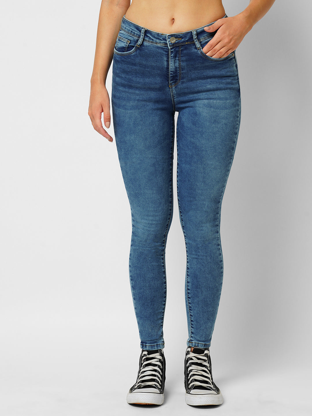 Women Blue Mid-Rise Skinny Jeans