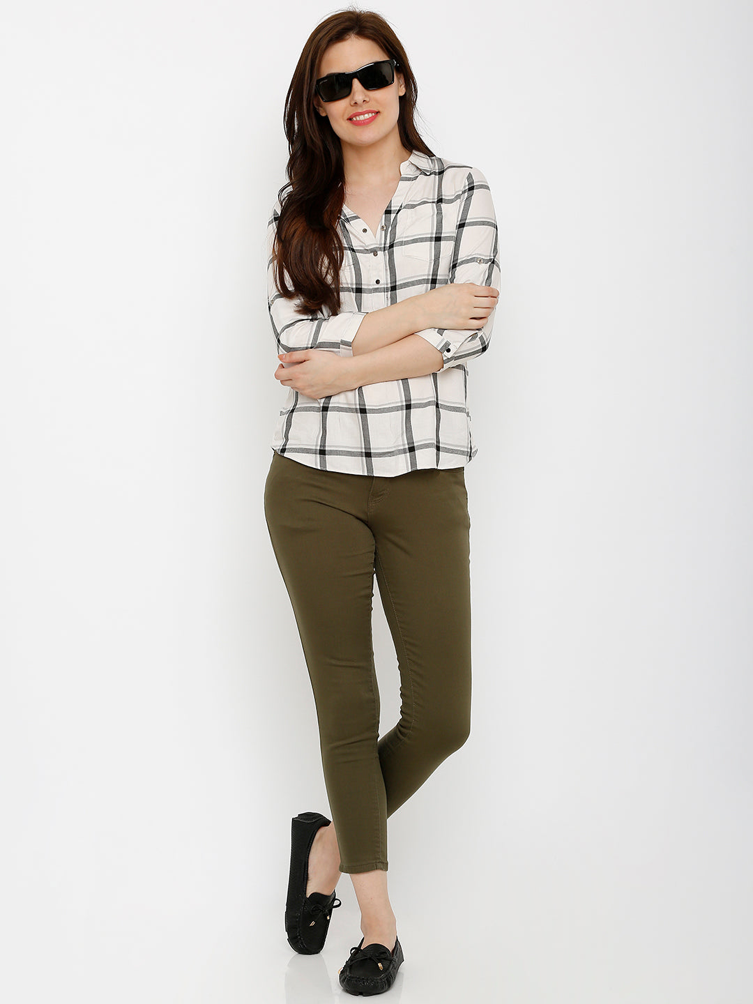 Women Olive Mid-Rise Crop Length Skinny Jeans