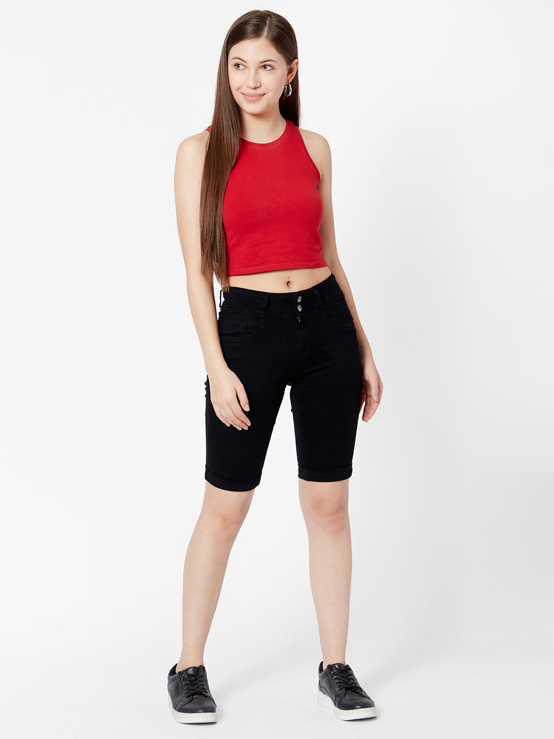 Women Black Mid-Rise Slim Capri