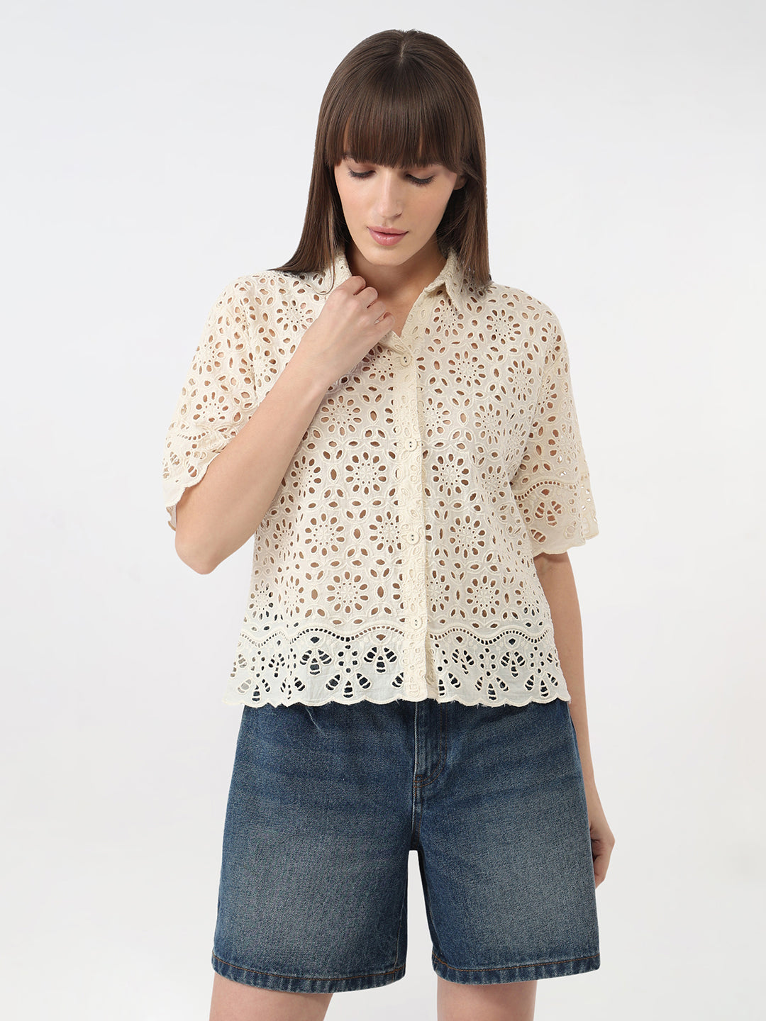 Women Ivory Slim Crop Shirt