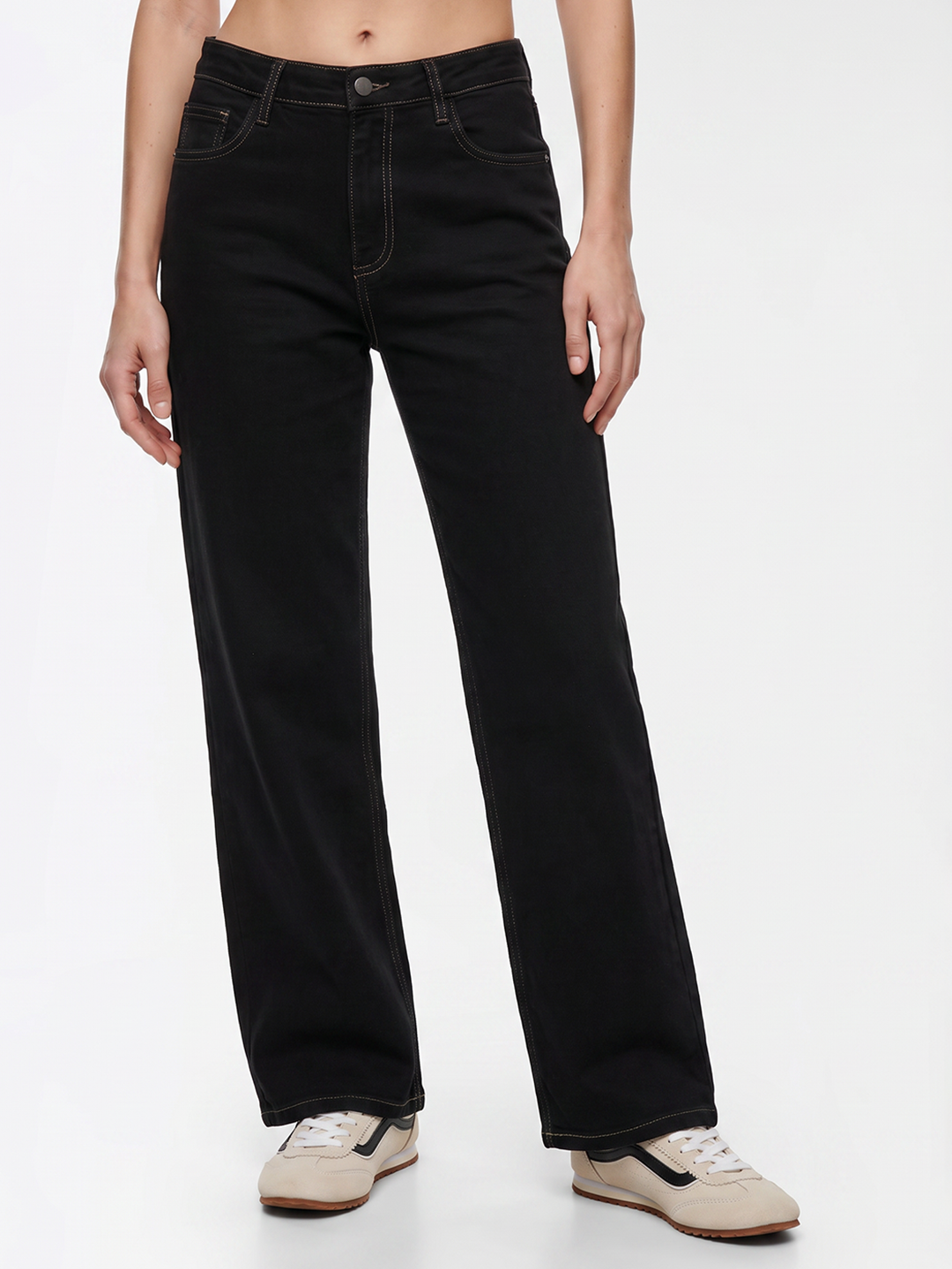 Women Black High-Rise Straight Fit Jeans