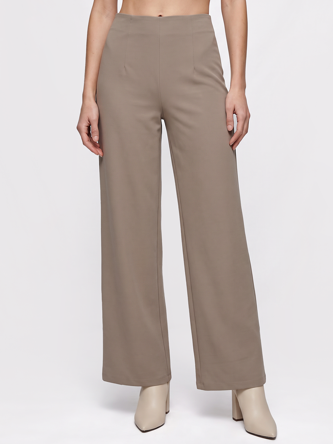 Women Oatmilk Wide Leg Treggings