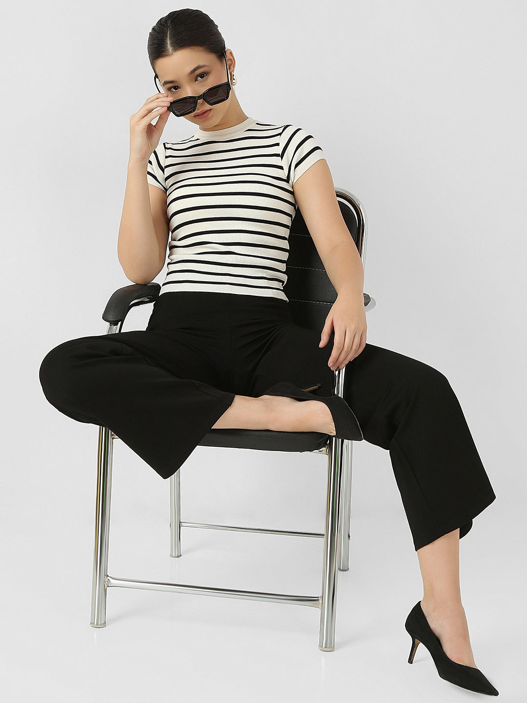 Women Black/White Stripe Flat Knit