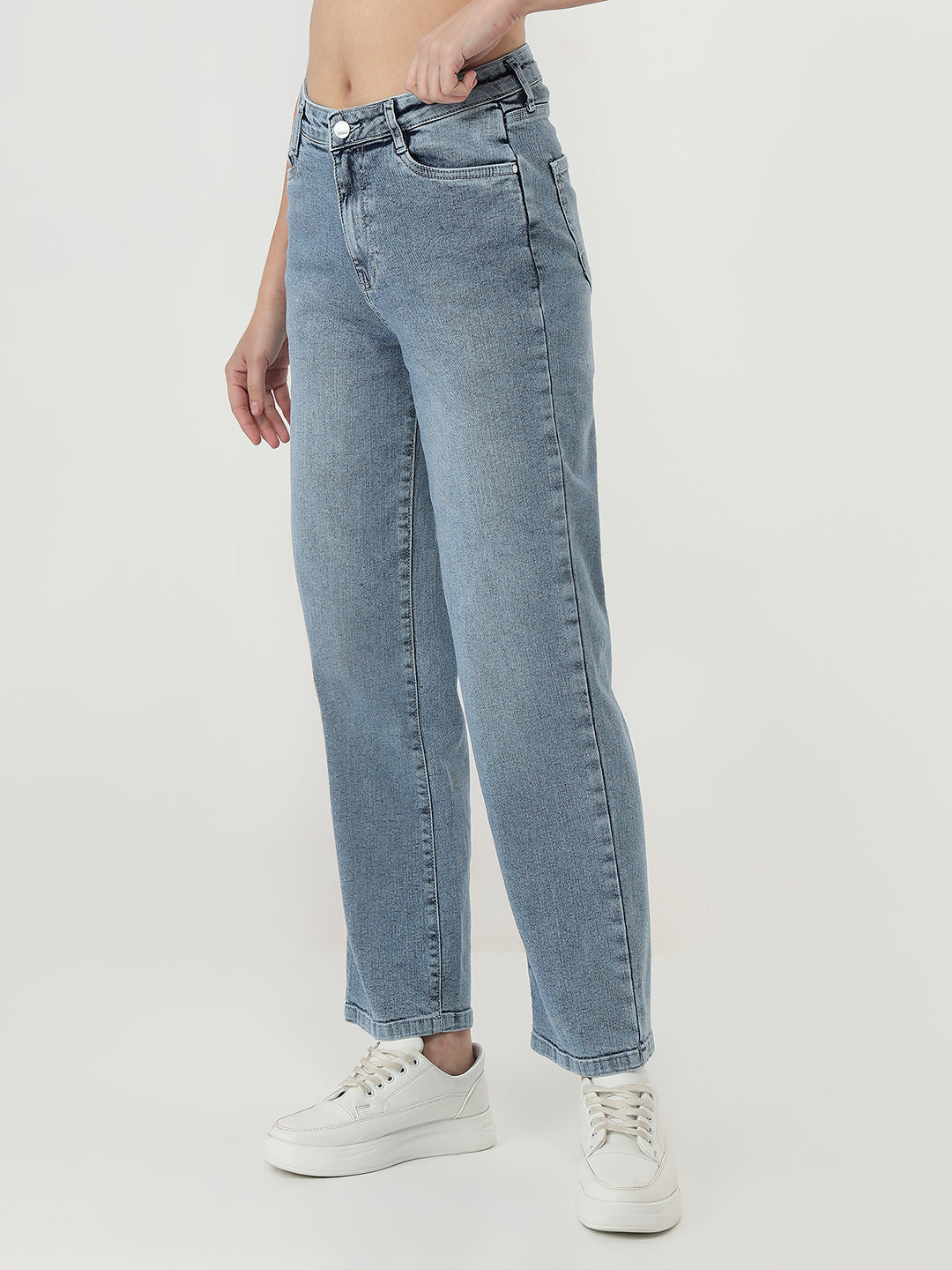 Women Light Blue Straight Fit Jeans