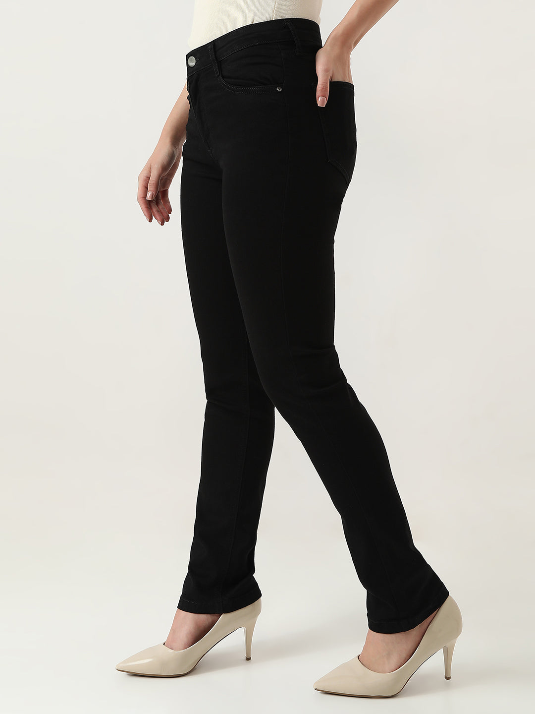Women High-Rise Straight Fit Jeans