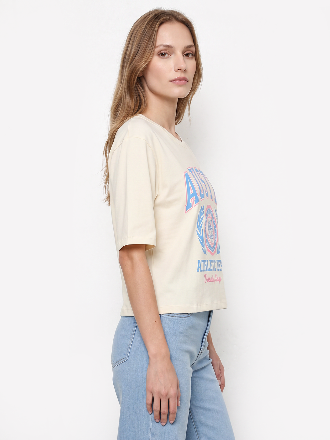 Women Ivory Graphic Crop Tees