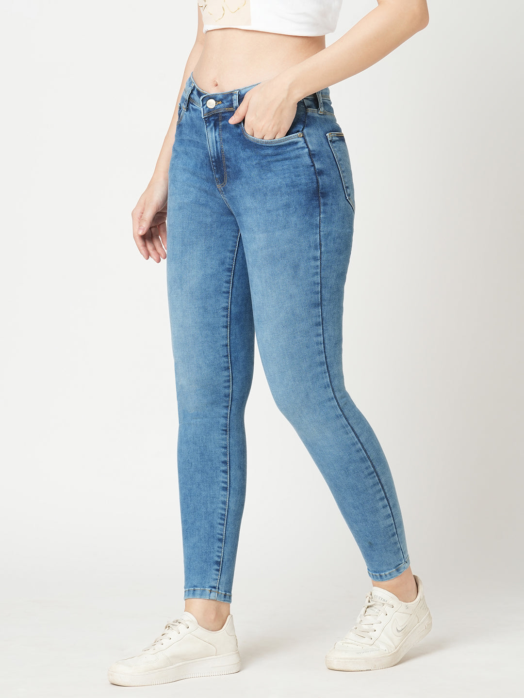 Women High-Rise Skinny Jeans