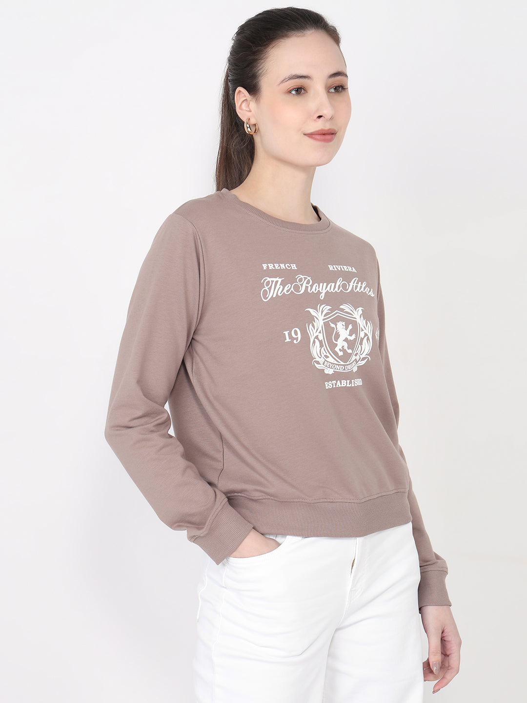 Women Oyester Slim Fit Sweatshirt