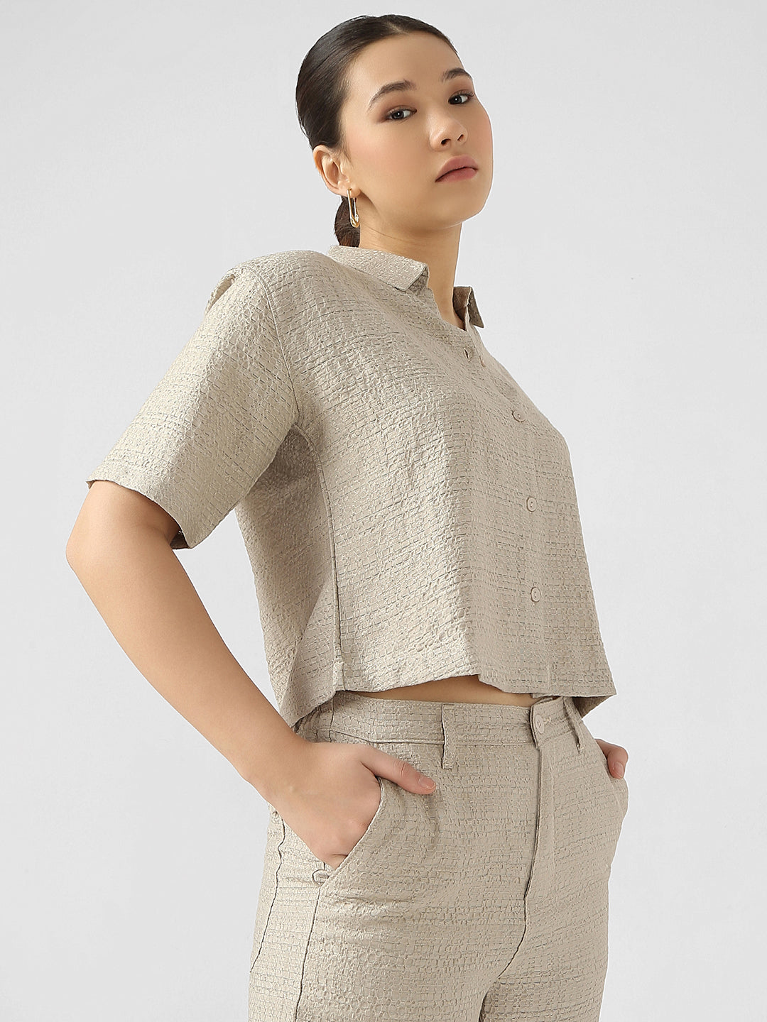 Women Pumice Stone Crop Shirt
