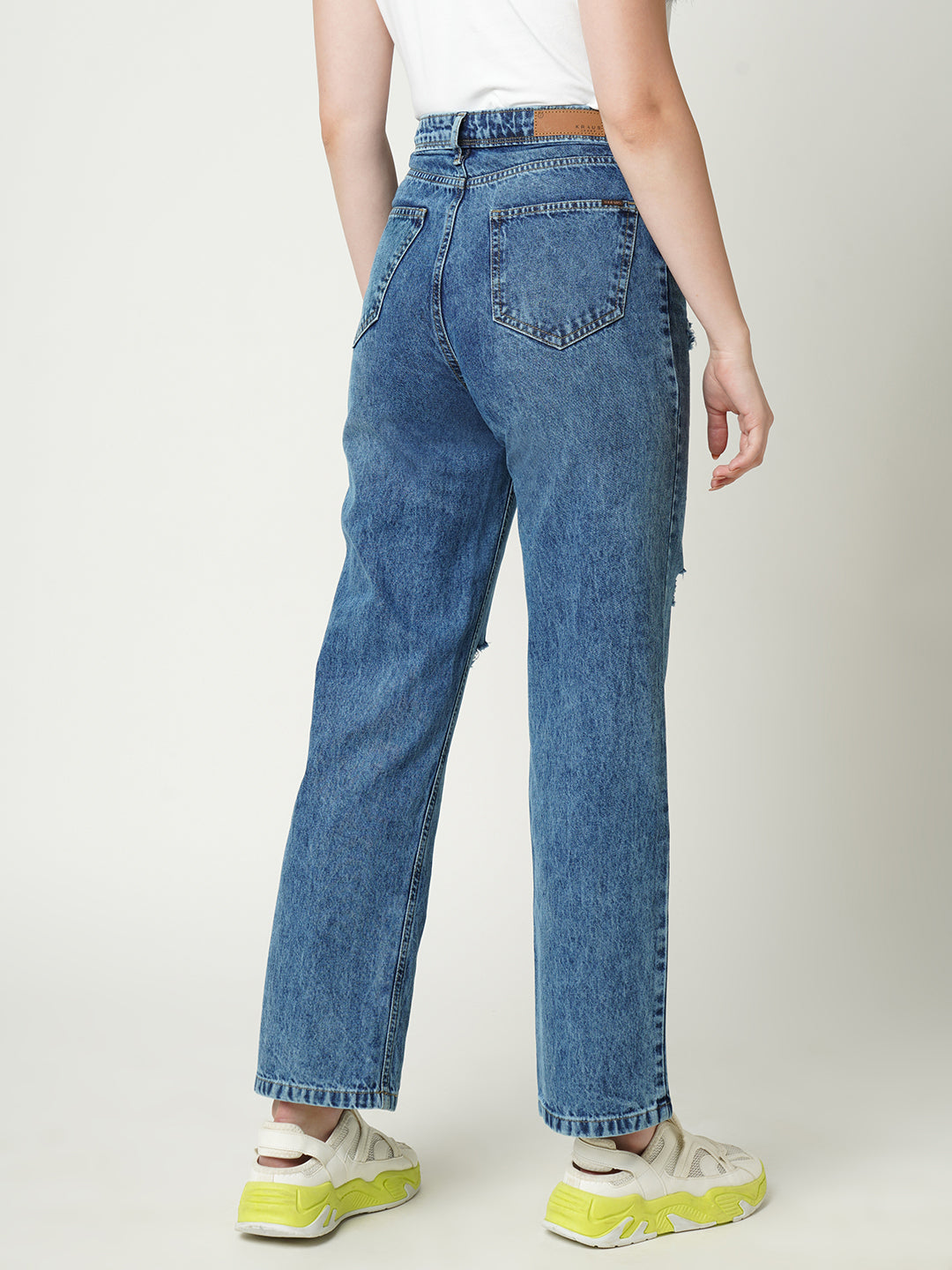 Women Light Blue High-Rise Loose Straight Jeans