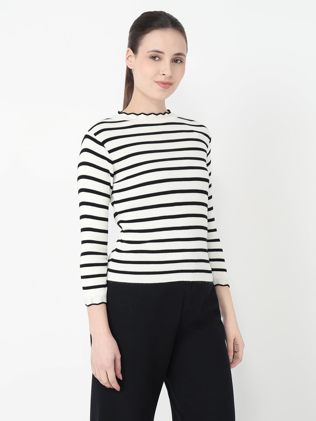 Women Black/White Slim Fit Flat Knit