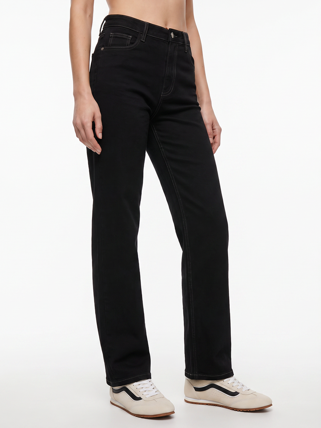 Women Black High-Rise Straight Fit Jeans