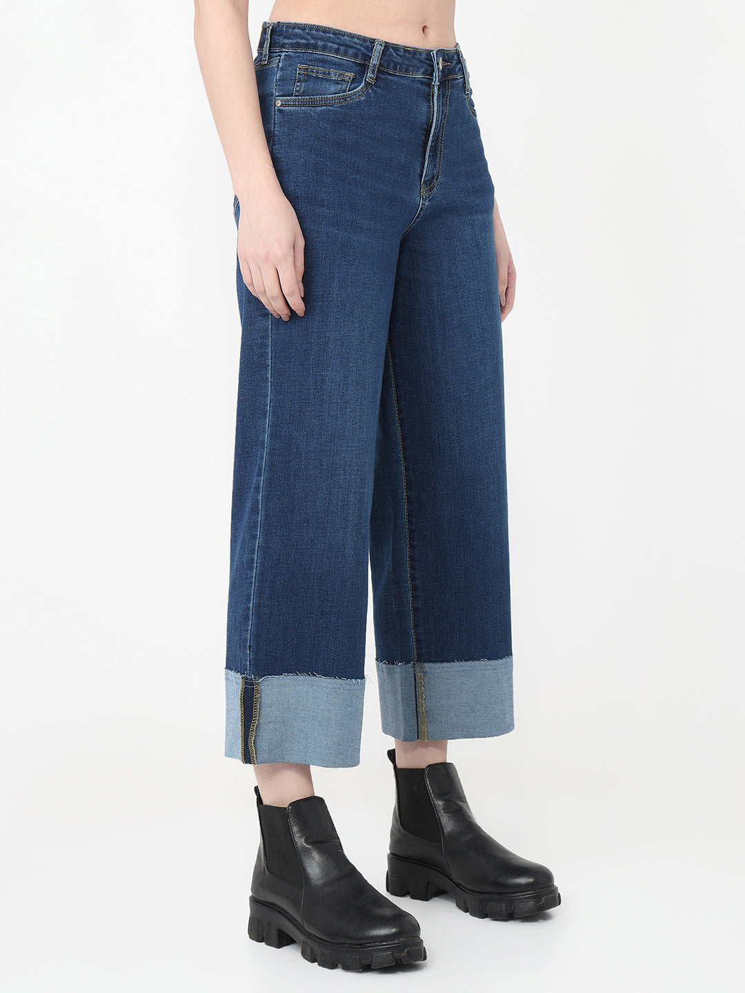 Women Blue Crop Straight Fit Jeans