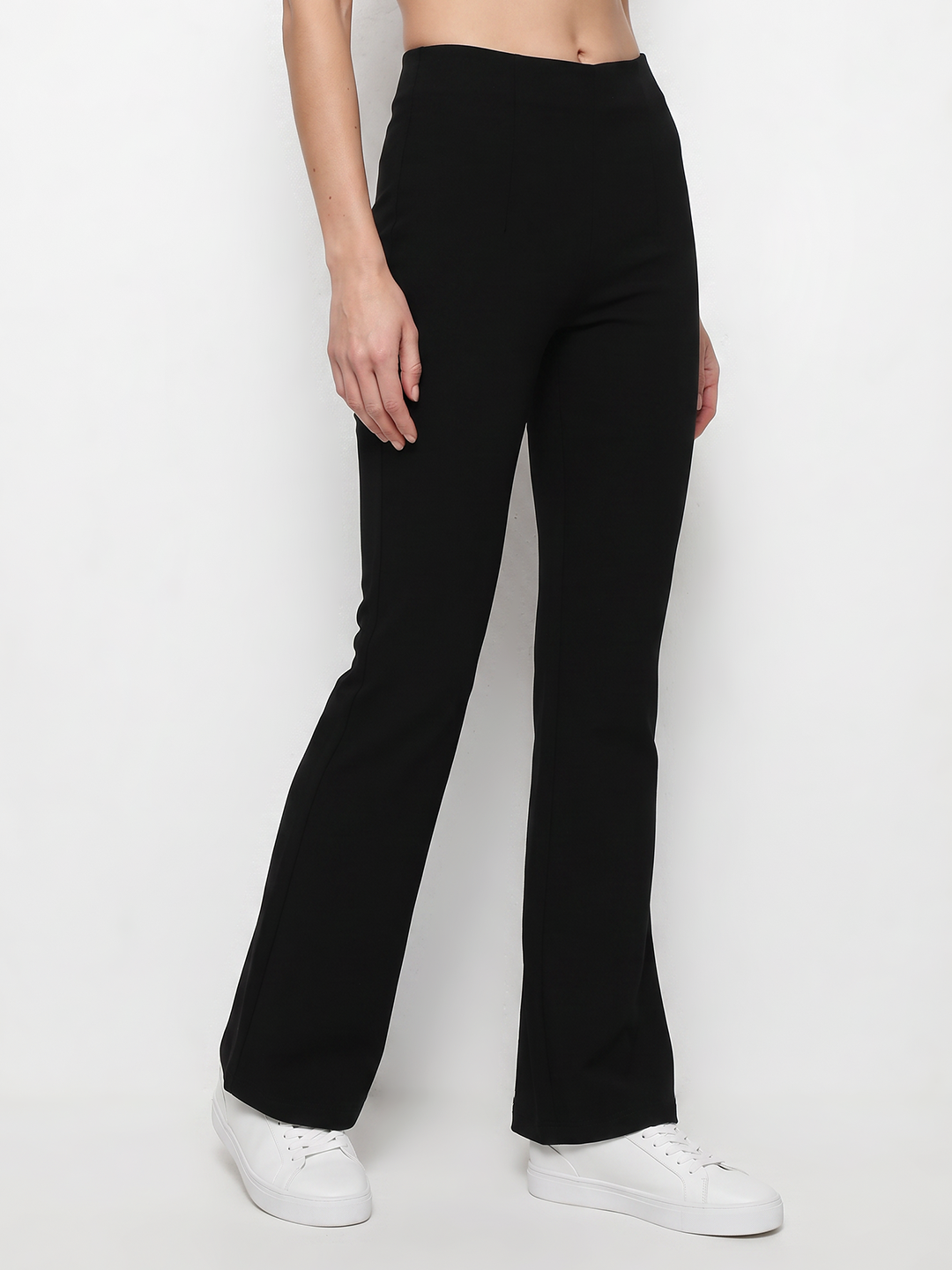 Women Black Flare Treggings