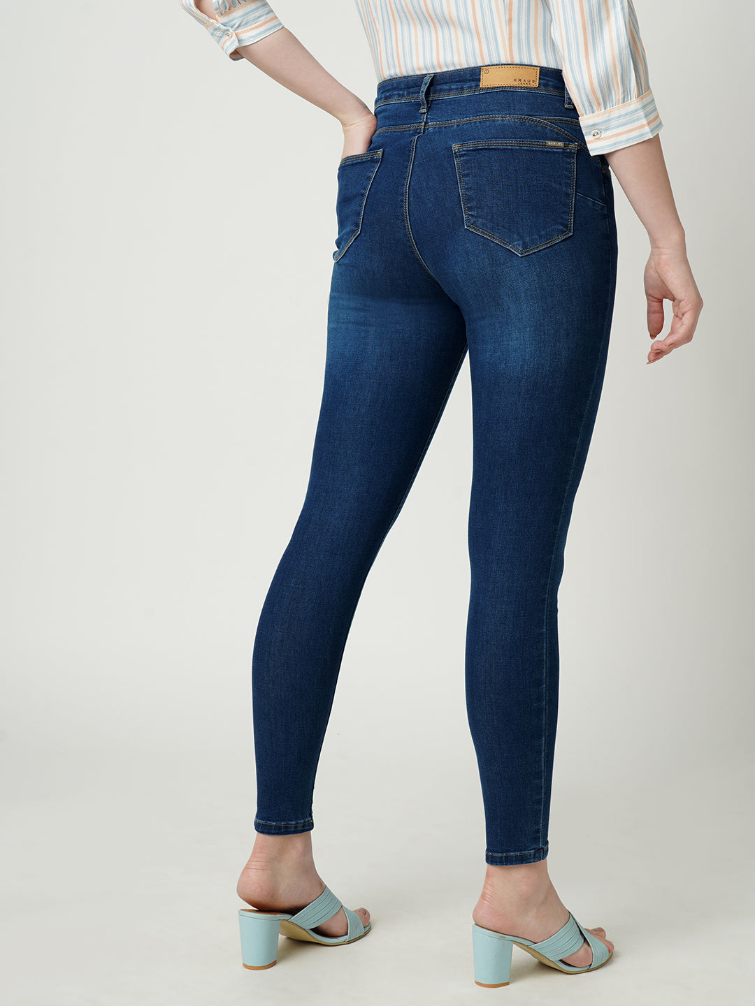 Women Mid-Rise Push Up Super Skinny Jeans
