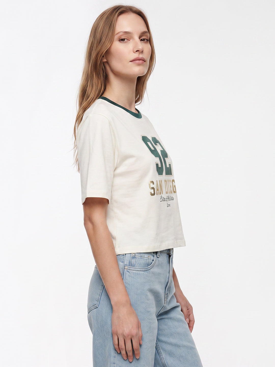 Women Off White Graphic Crop Tees