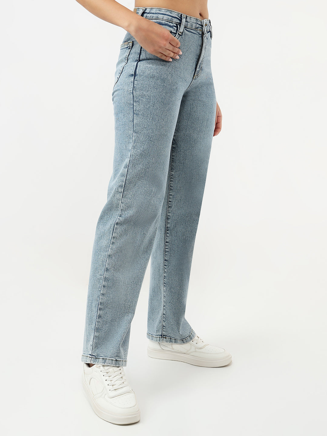 Women Light Blue High-Rise Straight Fit Jeans