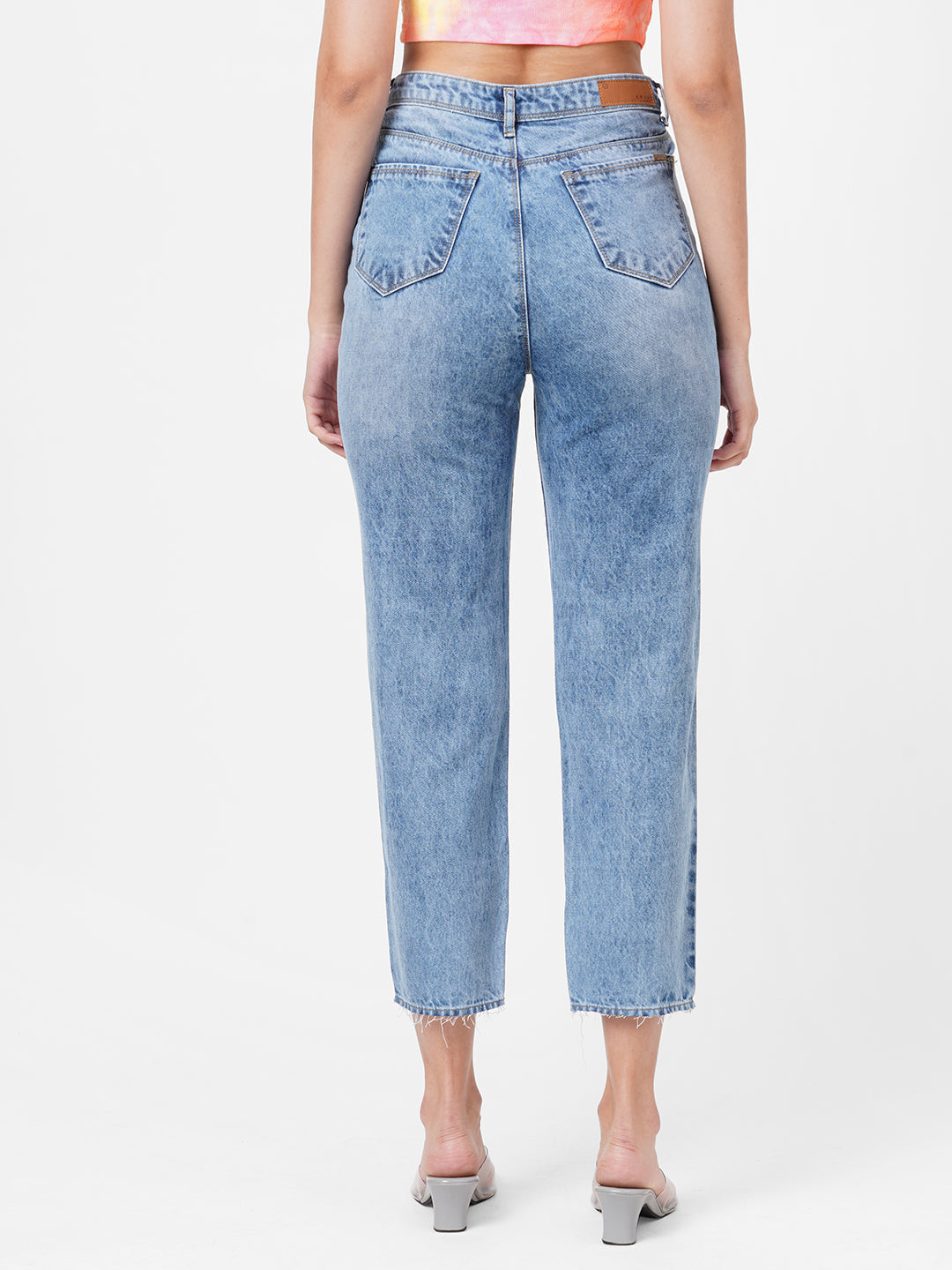 Women High-Rise Mom Fit Jeans