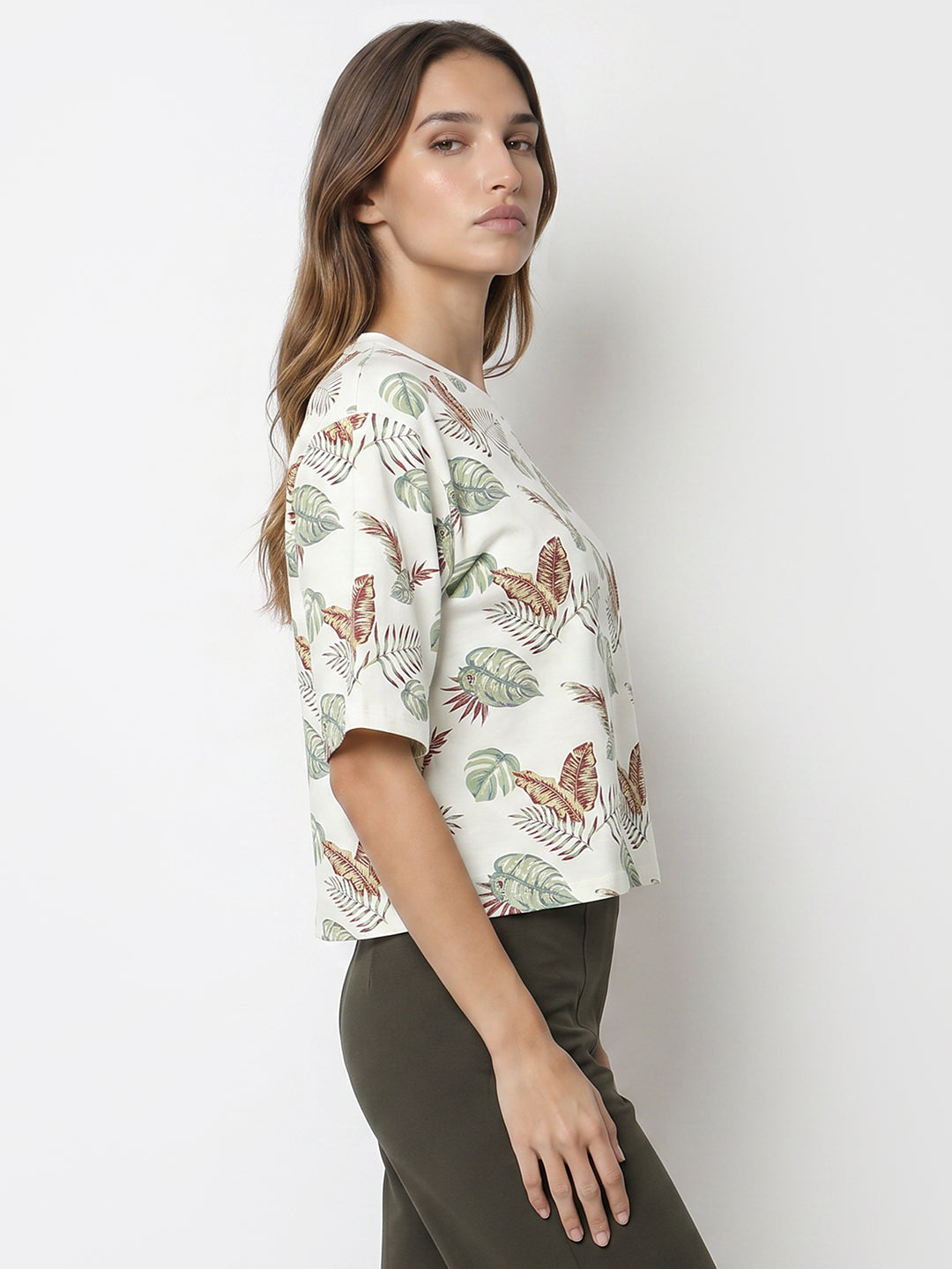 Women Leaf Print Graphic Crop Tees