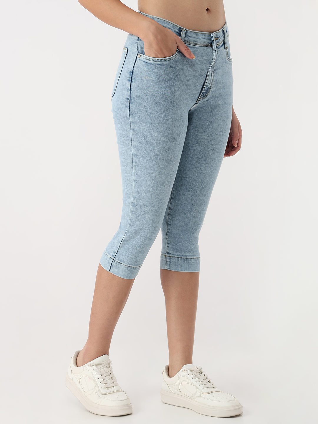 Women Blue High-Rise Capri