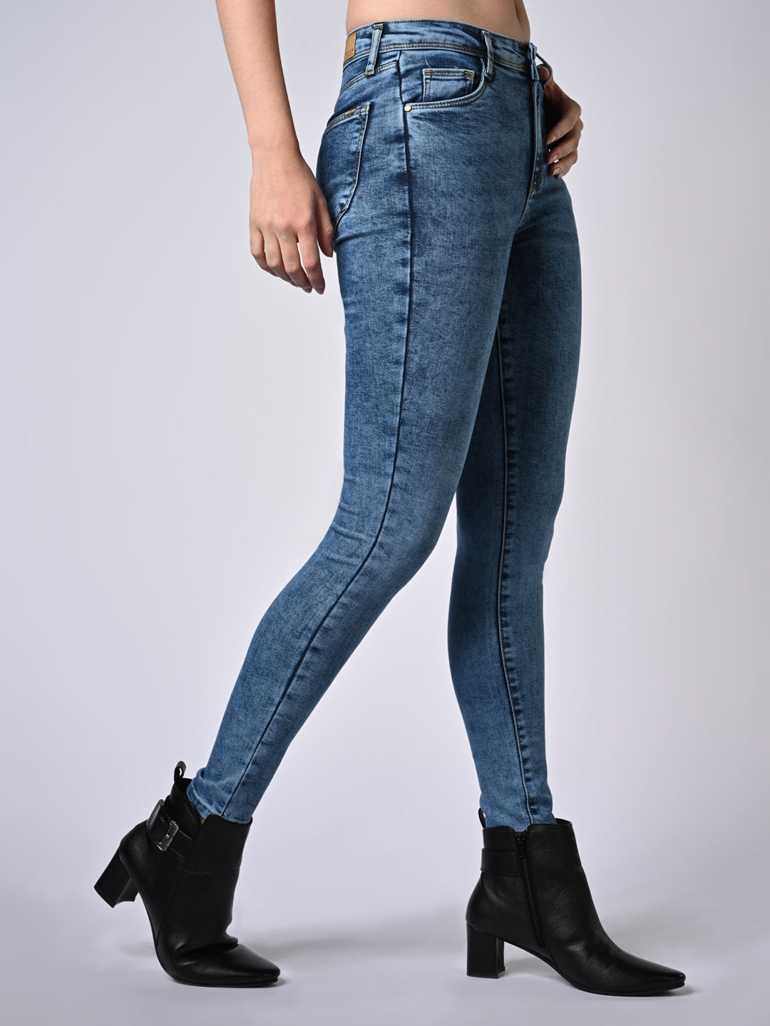 Women High-Rise Skinny Fit Jeans