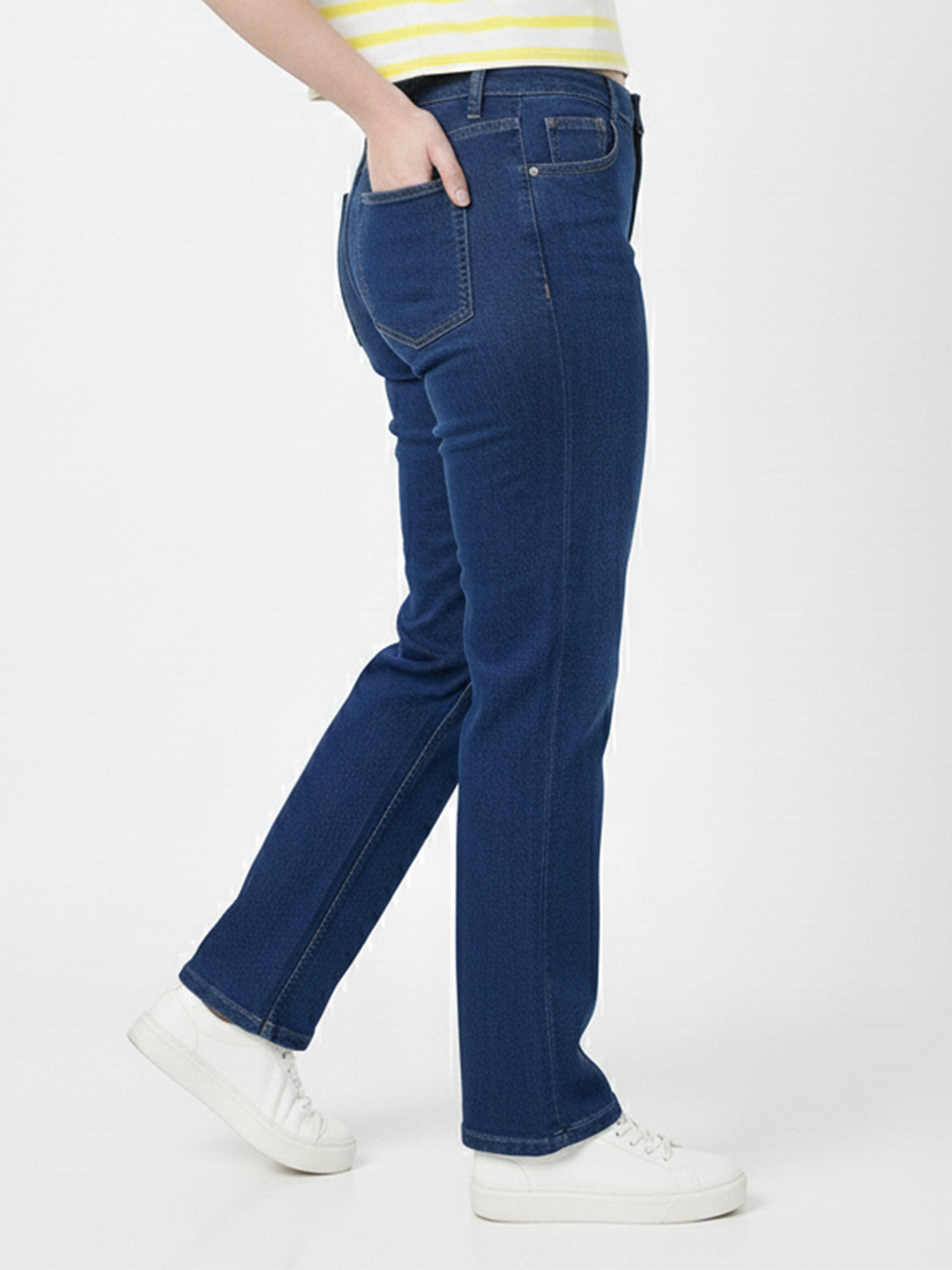 Women Light Blue High-Rise Slim Straight Fit Jeans