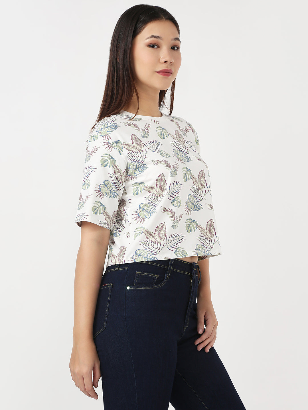 Women Ivory Slim Crop Graphic T-Shirt