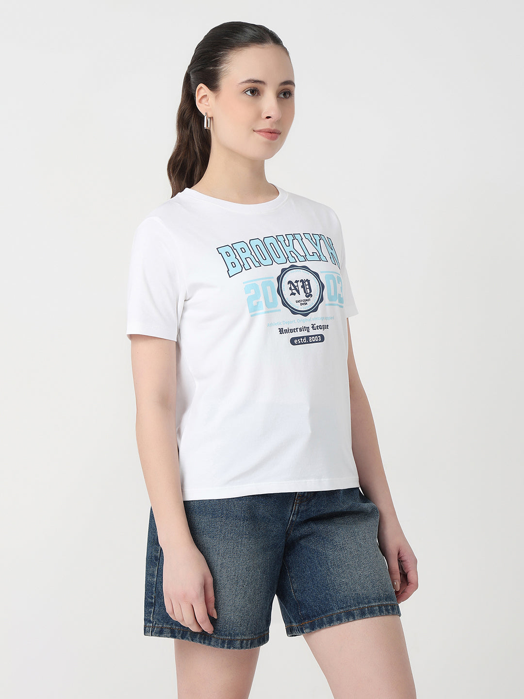Women White Slim Fit Graphic T-Shirt