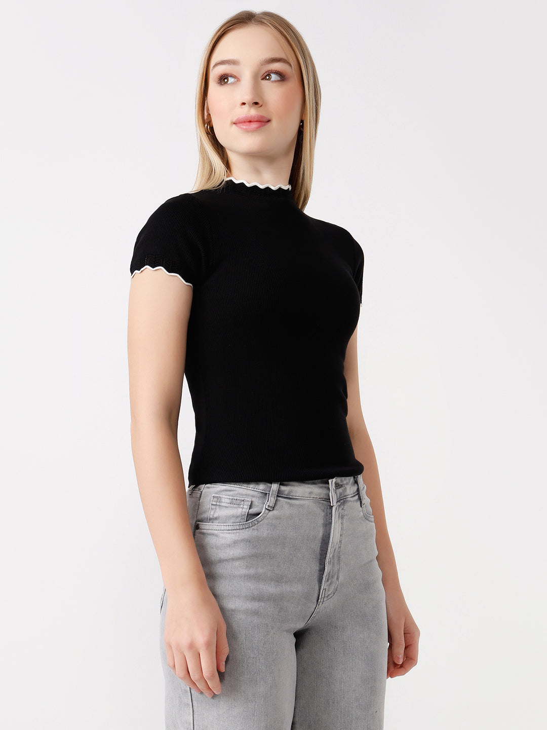 Women Slim Fit Black Flat Knit Top