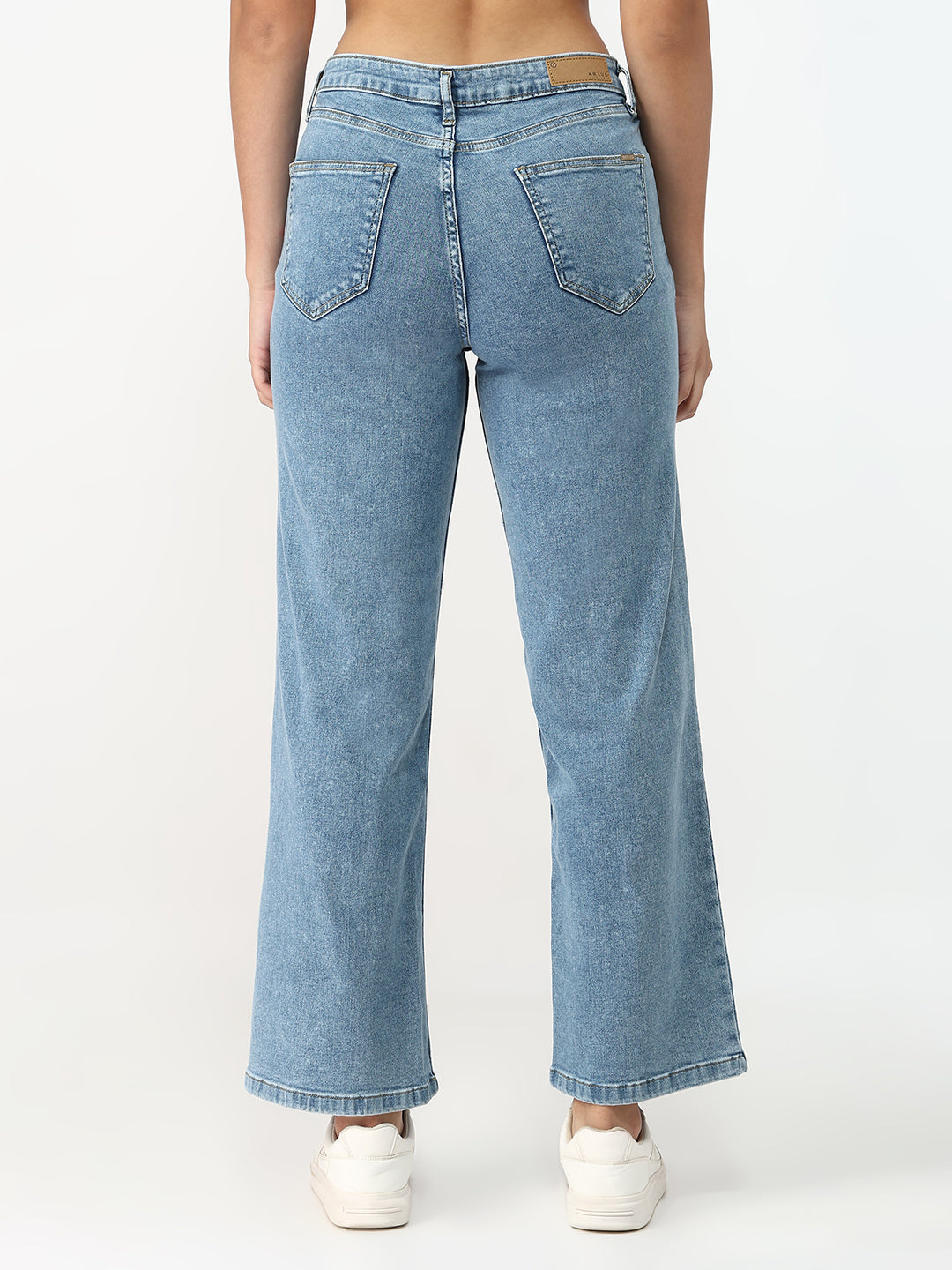 Women Medium Blue High-Rise Straight Fit Jeans