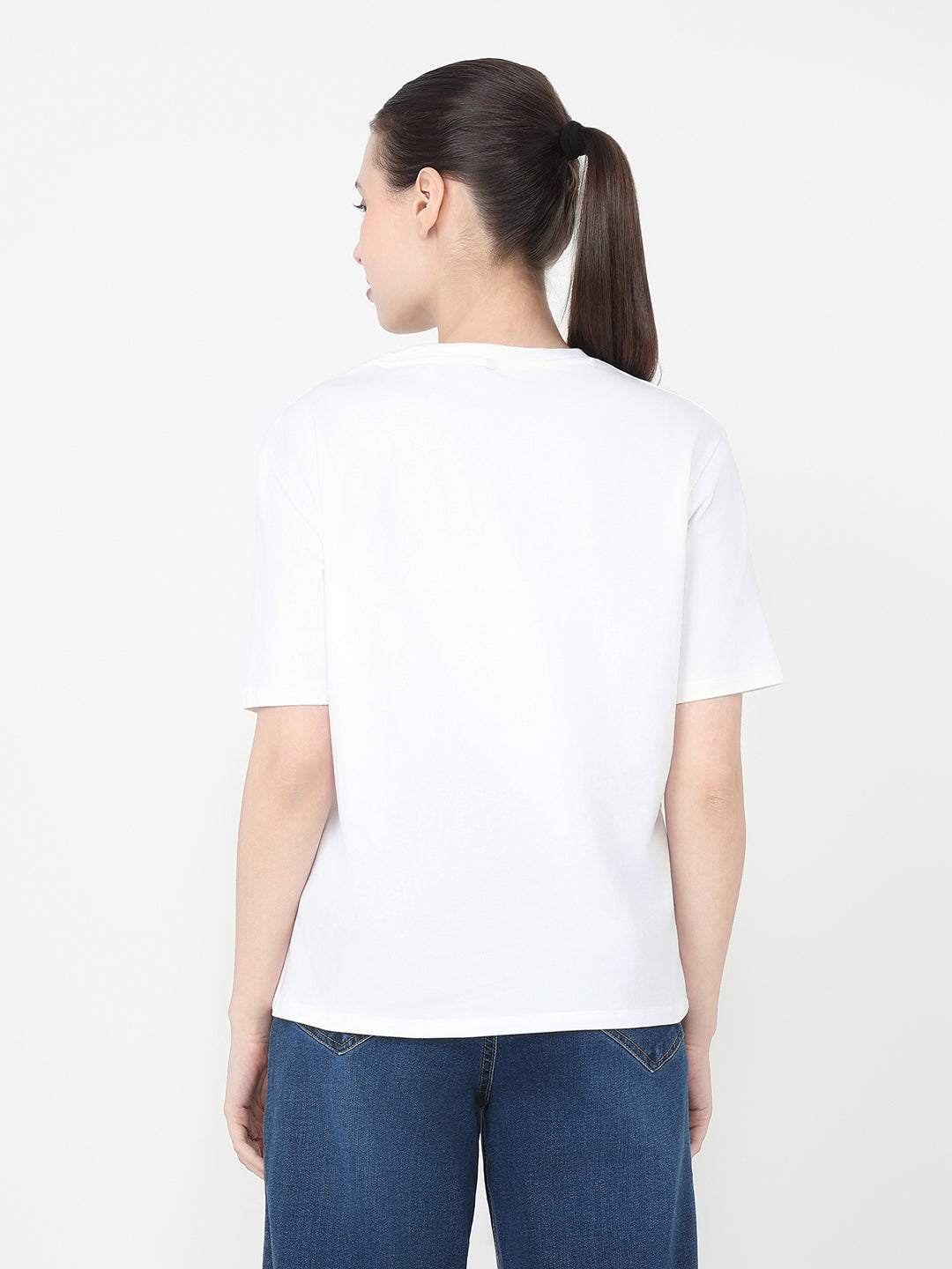 Women White Slim Fit Graphic T-Shirt