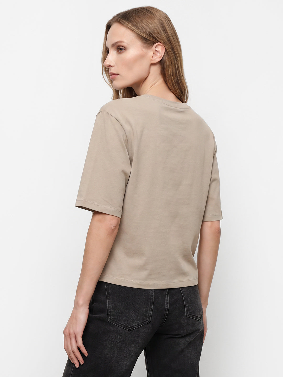 Women Light Oyester Graphic Genz Tees