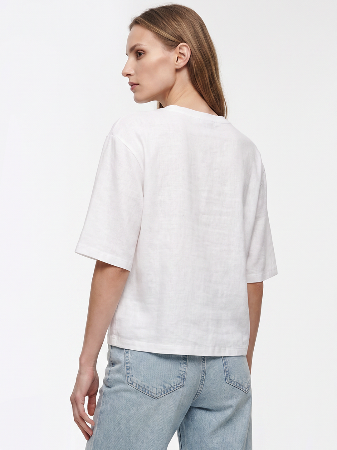 Women Off White Graphic Crop Tees