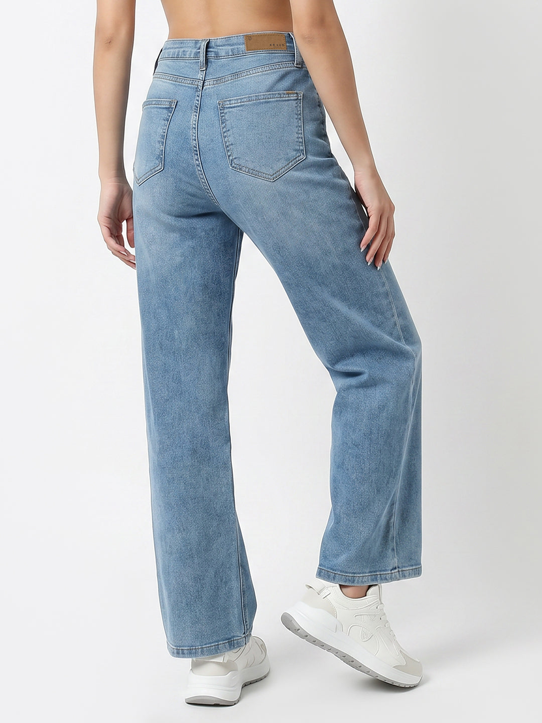 Women Light Blue High-Rise Straight Fit Jeans