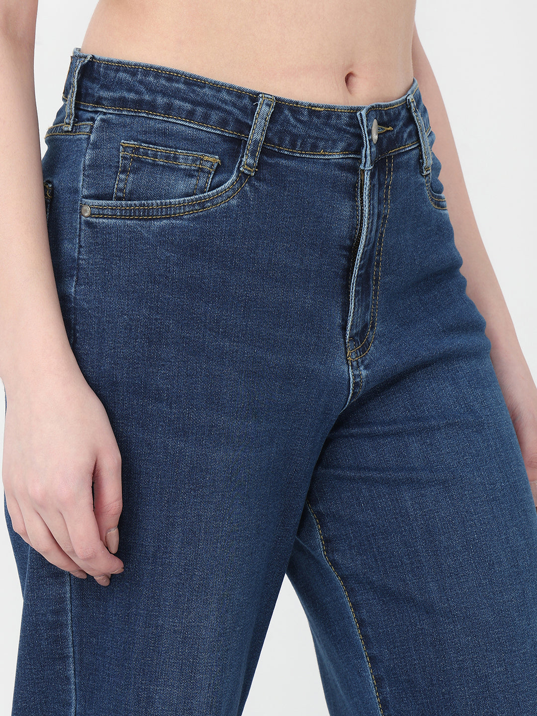 Women Blue Crop Straight Fit Jeans