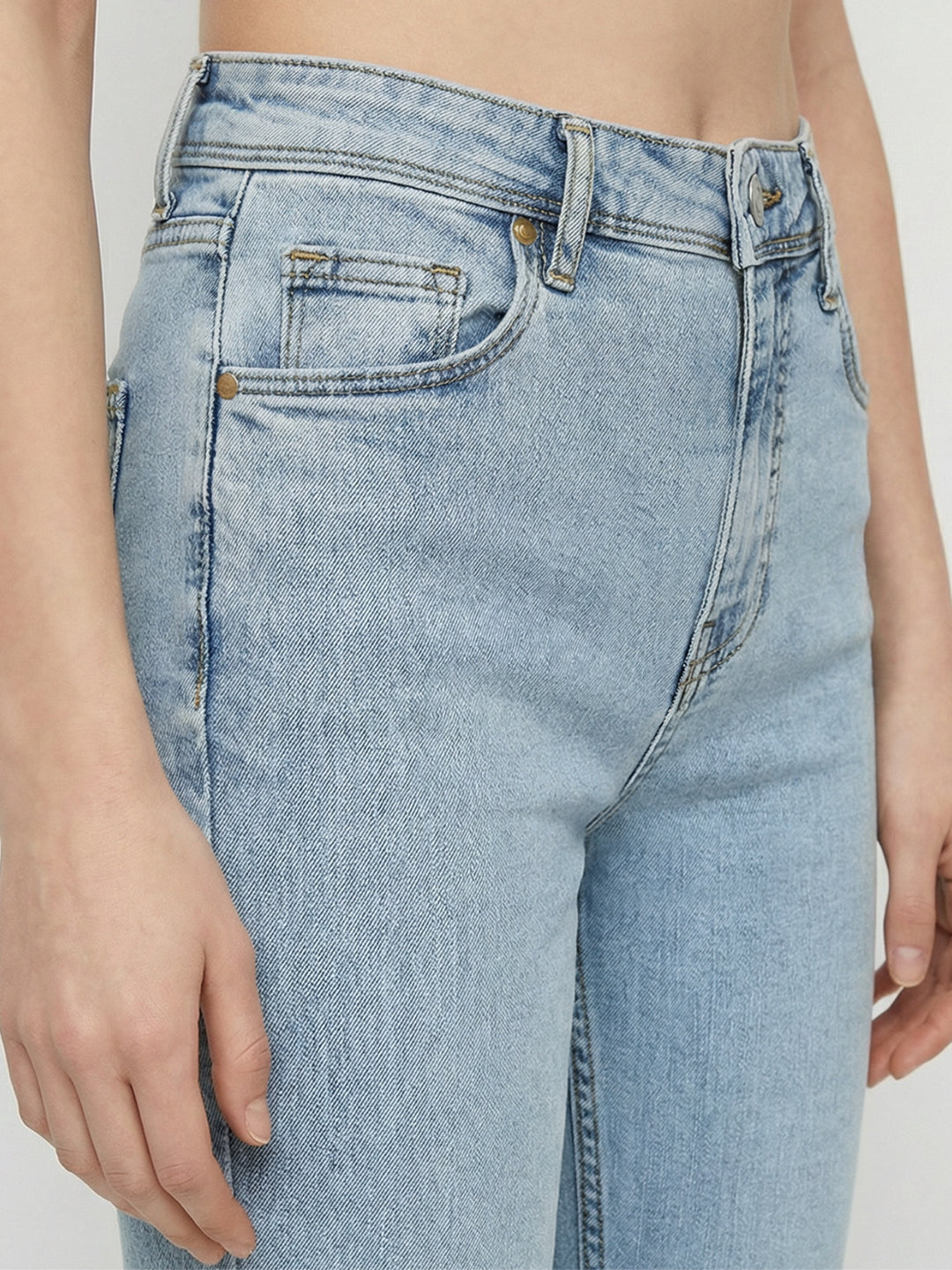 Women Light Blue High-Rise Flare Jeans