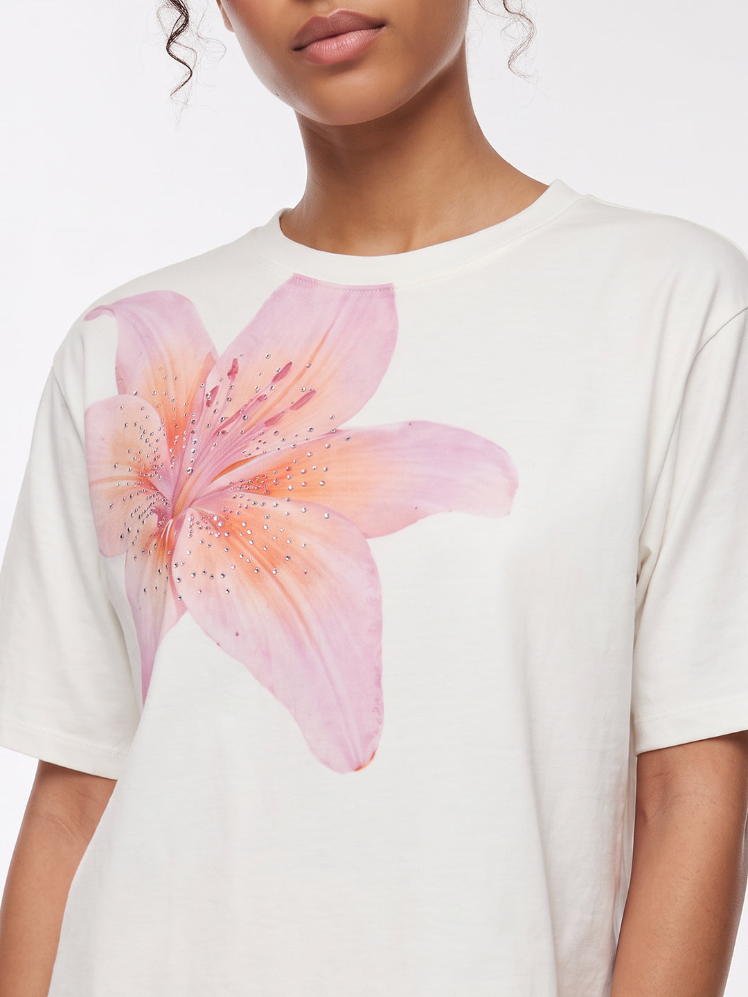 Off White Graphic Crop Genz Tees