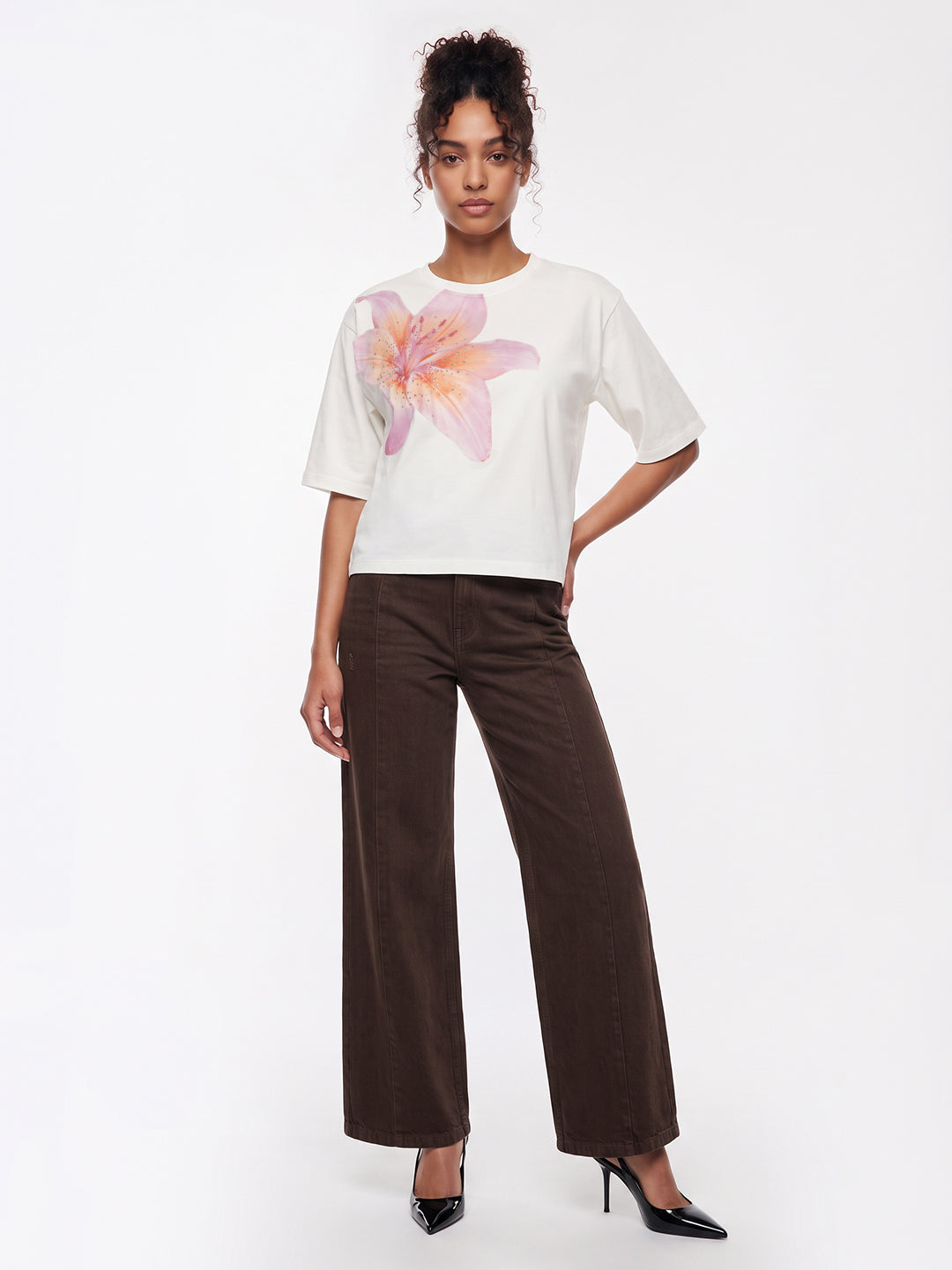 Off White Graphic Crop Genz Tees