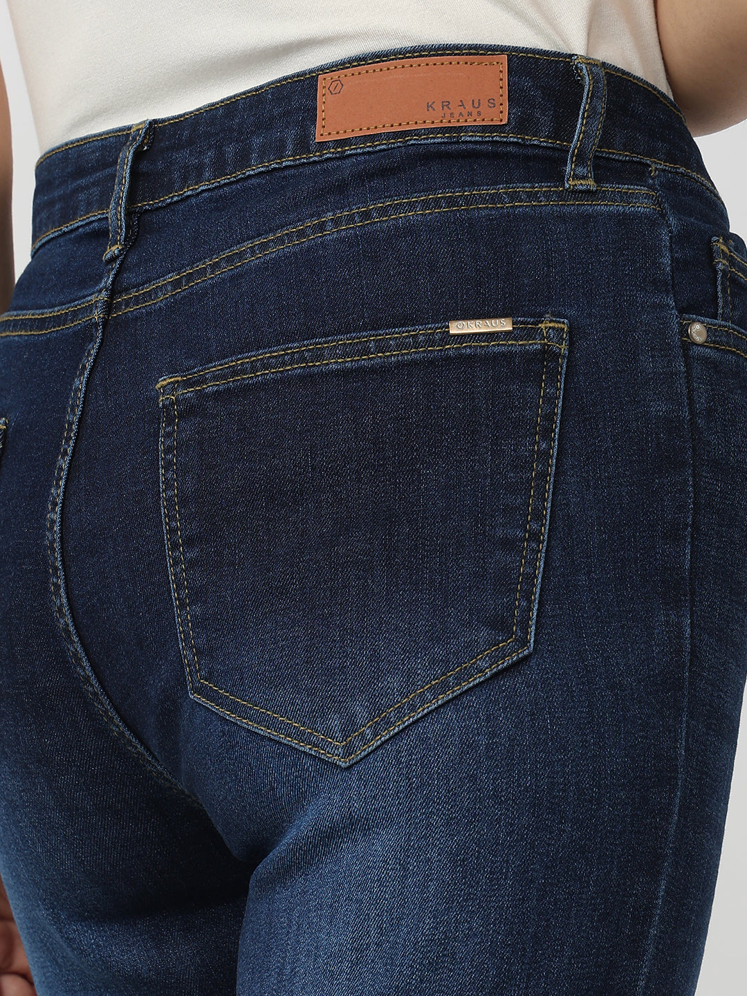 Women Dark High-Rise Slim Straight Fit Jeans