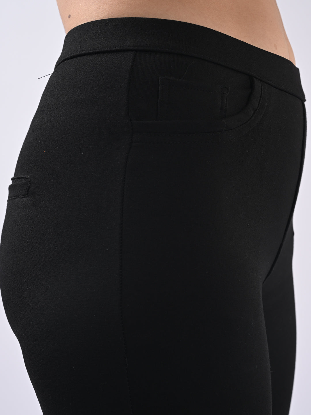 Women Black Flare Treggings