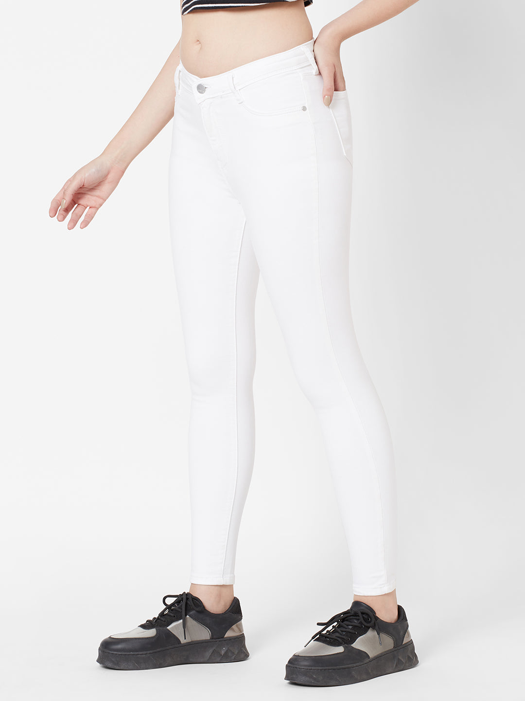Women High-Rise Skinny Jeans