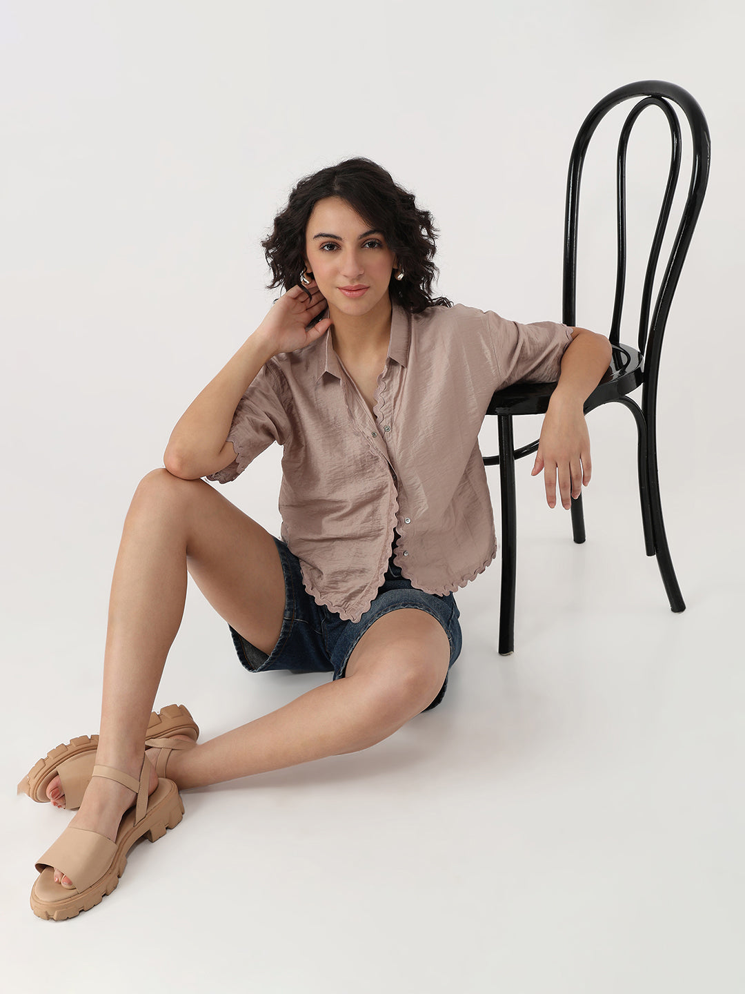 Women Gray Daze Slim Crop Shirt