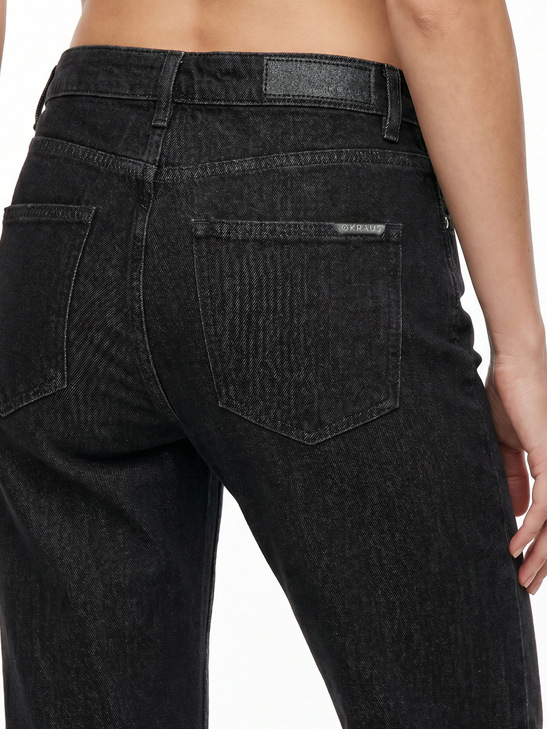 Women Black High-Rise Slim Straight Fit Jeans
