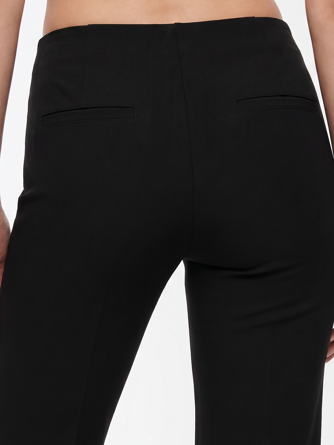 Women Black Flare Treggings
