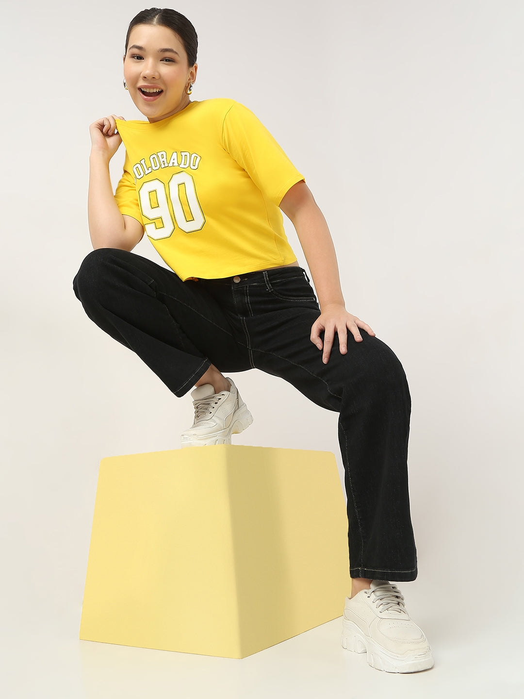 Women Graphic Crop Slim Fit Tees